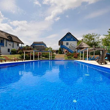 Nena Art Resort Dunavatu de Jos Luaran gambar