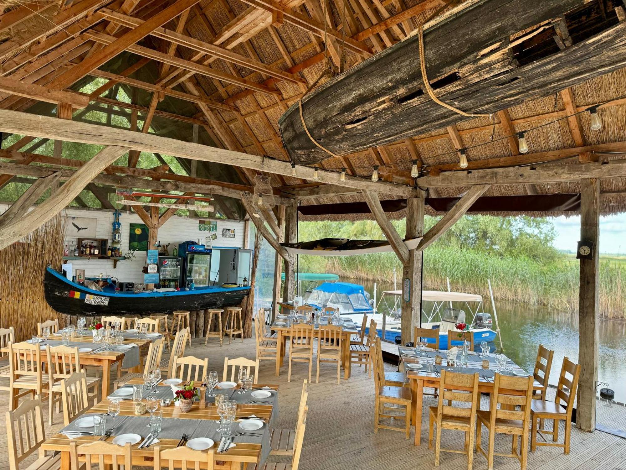 Nena Art Resort Dunavatu de Jos Luaran gambar